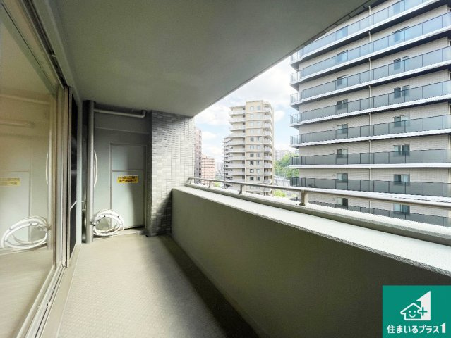 日当たりのよいバルコニー！お部屋が開放的に！