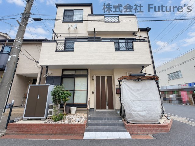 「三郷中央」駅バス9分『戸ケ崎3丁目南商店街』停歩5分。