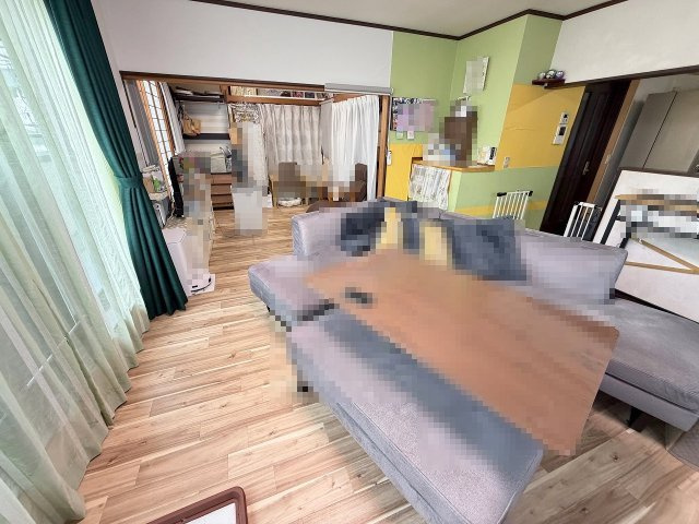2階のリビング16帖。