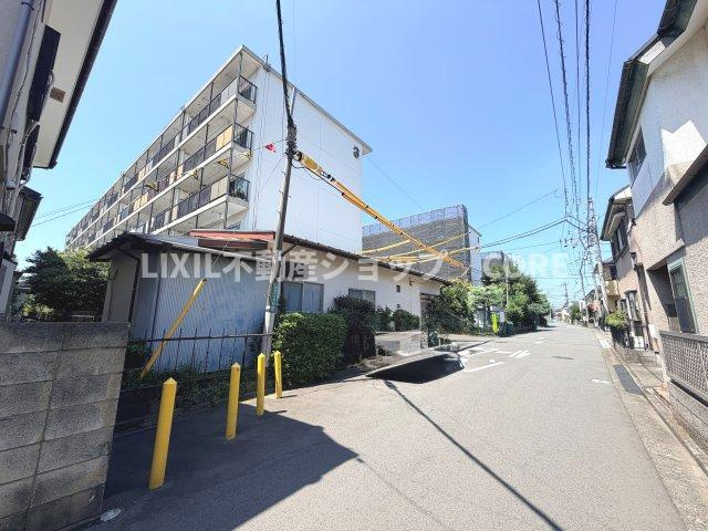 鉄筋コンクリート造5階建4階部分、新耐震基準・旧耐震が気になる方はスタッフまでお問い合わせください。
