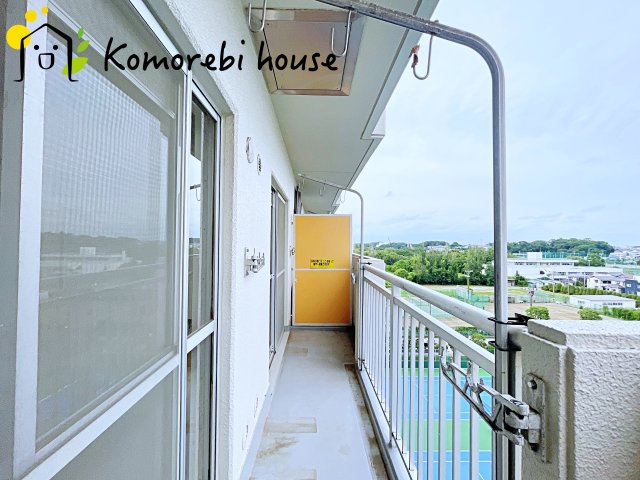 お洗濯にも便利なバルコニー付き