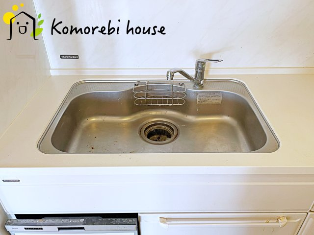 コンパクトなキッチンで掃除もラクラク