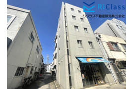 カサベラ鷹取・南館の外観