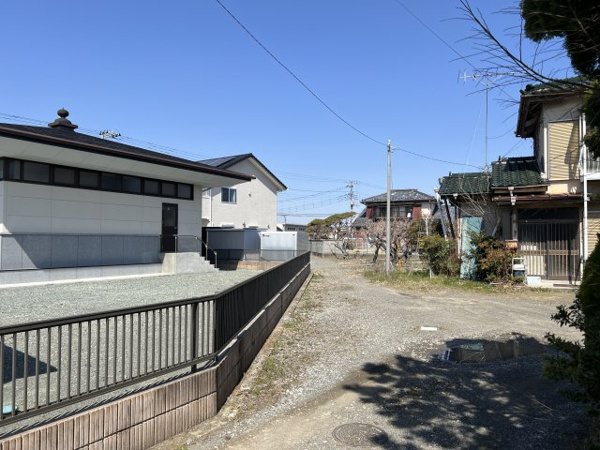【南アルプス市西南湖　売地の周辺】