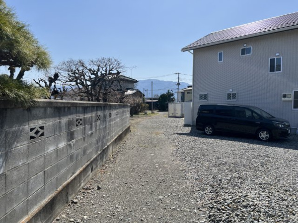 【南アルプス市西南湖　売地の周辺】