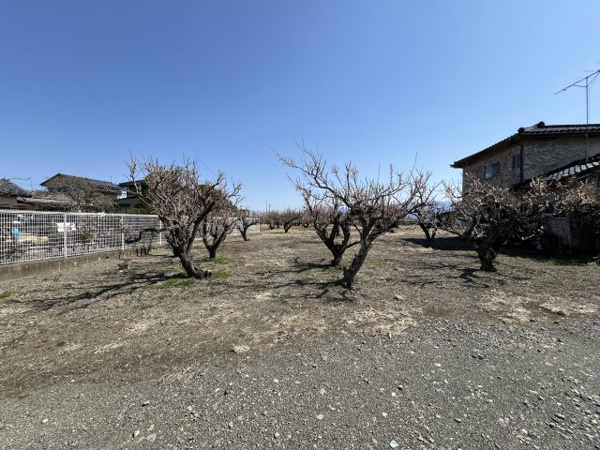 【南アルプス市西南湖　売地の外観】