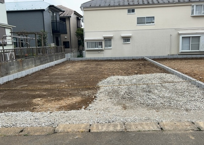 家族でのBBQを行うのであれば3坪程度の広さがあればよいでしょう。ガーデニングや家庭菜園を楽しむ際は、手入れが行き届く範囲にすると安心です。また、庭のある方角や接道が気になる方は事前に確認しましょう。