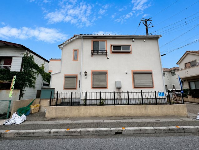 全居室に収納がある3LDK！2026年6月リフォーム！視線が気になりにくく、採光も取りやすい2階リビング。まとまった水回り動線で、家事の移動もスムーズです！お気軽にお問い合わせください！