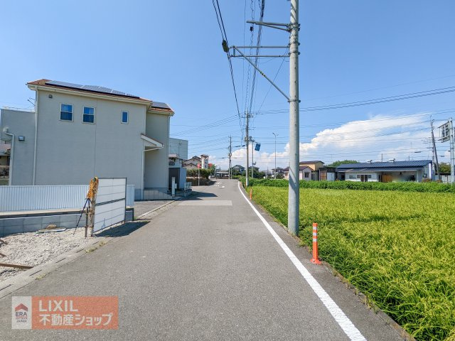 【前面道路】道の広さ日当たりなど、ぜひ現地もご確認ください。　