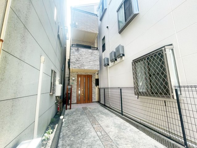 外観：327001690826