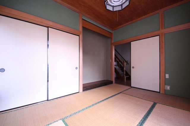 〇1Ｆ和室〇　今では珍しい床の間がございます