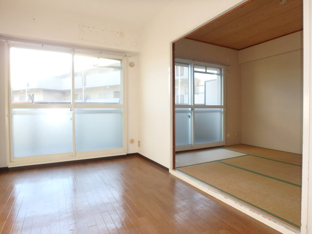 リビングと和室約6.0帖