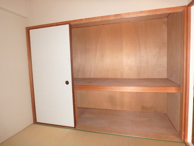 和室4.5帖の押入