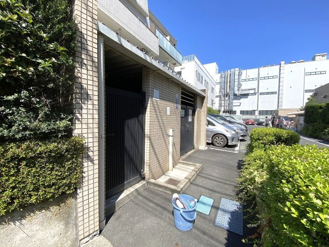 ゴミ捨て場