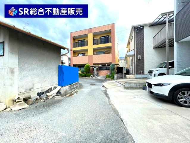 当日予約も大歓迎です！土日祝、雨の日やお子様連れのお客様の送迎も可能ですのでお気になさらずお問合せ下さい。お仕事終わりのお時間にも柔軟に対応致しますのでお気軽にお申し付け下さいませ。