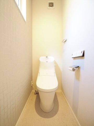 清潔感のあるトイレです