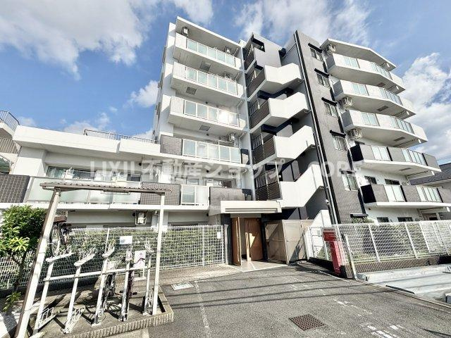 相鉄線「さがみ野」駅徒歩8分！駅までは平坦な道のり！スーパーまで徒歩2分でお買い物も楽々です。