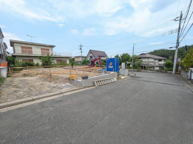 ～太陽光発電システム標準装備　2台駐車可能　控除や減税で優遇の長期優良住宅～