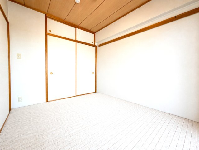 ※一部CG加工にて室内の家具・生活用品等を一部消去しております。