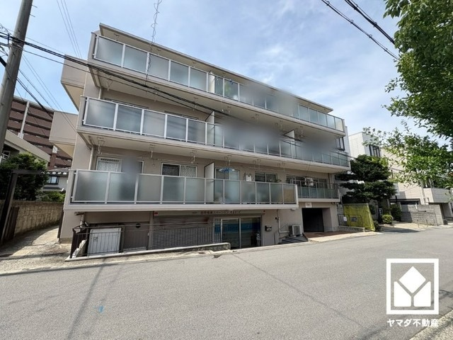 外観：328000621104