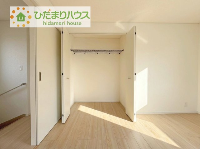 全室にクローゼットが付いていて、お部屋の住空間もスッキリ広々使えそうです(^^)