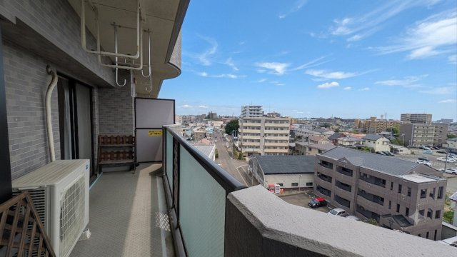 高さのある建物が少なく遠くまで見渡せます（画像は明るさ、その他加工しています）