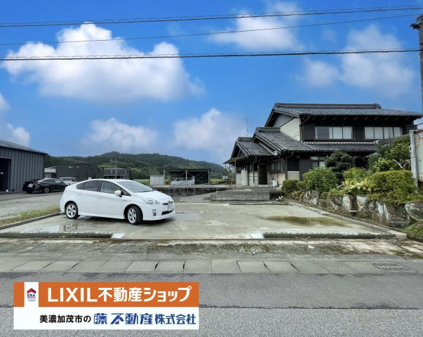 駐車スペース10台以上！　