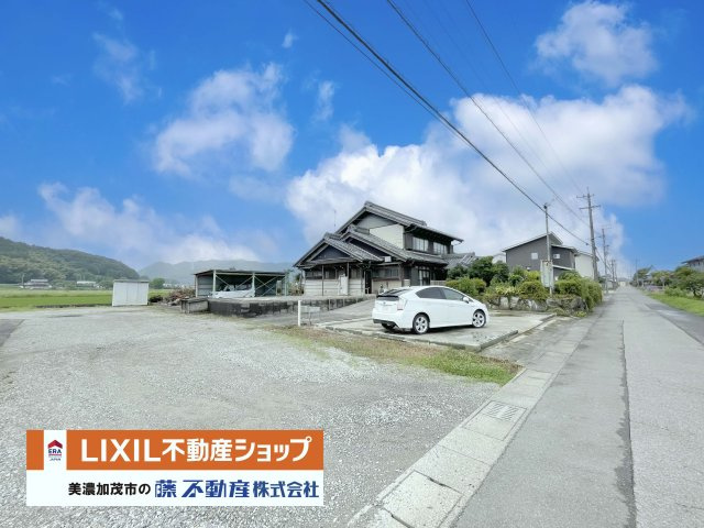 駐車スペース10台以上！　