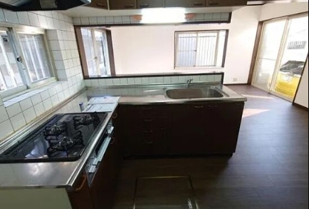 コンパクトなキッチンで掃除もラクラク