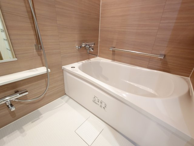 【新品】ユニットバス交換（電気温水器・浴室暖房乾燥機付き）、綺麗でバスタイムを満喫できます♪