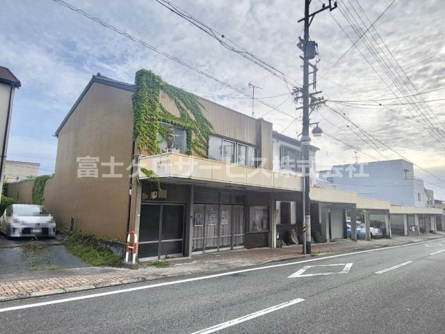 JR磐田駅まで徒歩3分！公簿186.48？(56.4坪)　・宅地、解体更地、アーケード解体予定