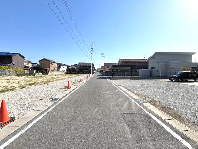 前面道路　建物建築プラン有り（土地＋建物32.8坪3、280万円）