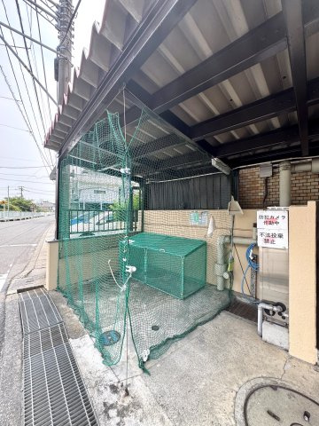 ゴミ捨て場