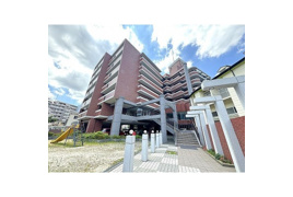 ロマネスク春日弥生の外観