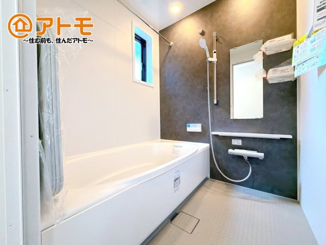 広々1坪タイプのゆったり浴室ユニット♪浴室乾燥機付き♪