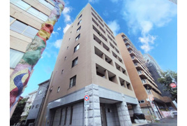 パレステュディオ四谷三丁目の外観