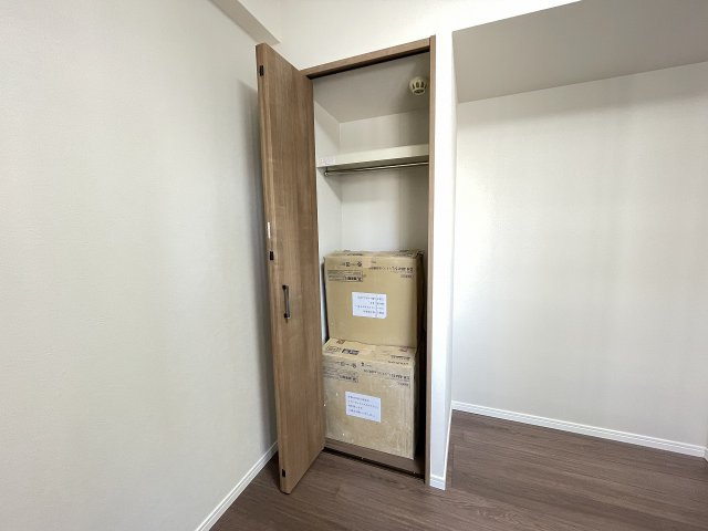 各居室に収納がついており、家族で使い分けしやすくなっています。　