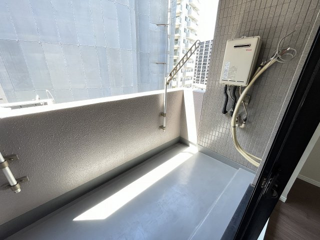 東向きで陽当たり良好のバルコニーです。　