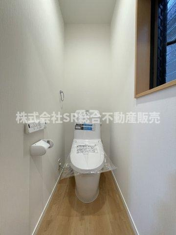 トイレが2か所にあるので、朝の身支度がスムーズに行えます♪
