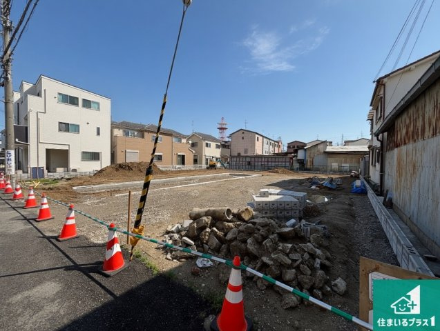 周辺は落ち着いた街並みの住宅地！子育てがしやすい住環境です！現地でしかわからない事もございます。是非一度ご覧ください。