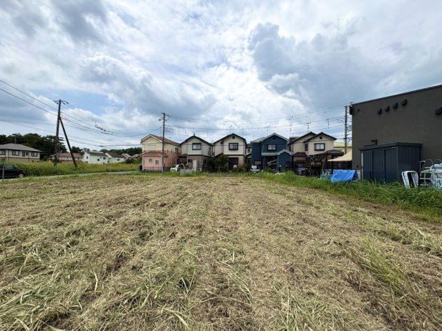■?区画　■お好きなハウスメーカーで建築可能です！　■土地面積約90坪！　■南面道路
