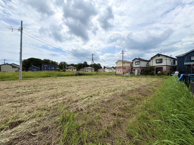 ■?区画　■お好きなハウスメーカーで建築可能です！　■土地面積約90坪！　■南面道路