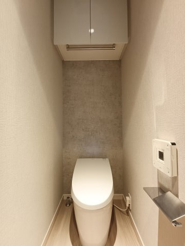 【トイレ？】　落ち着いた内装で毎日使う場所も快適に。