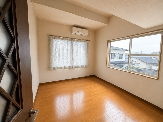 個人の部屋や寝室として使える洋室です