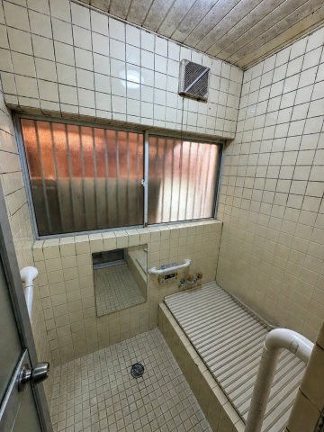 ゆったり過ごせるお風呂です