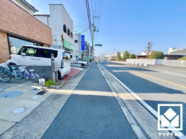前面道路含む現地写真