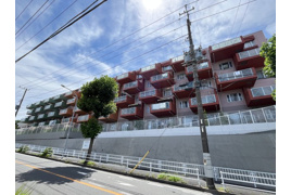  新規リノベーション物件 グランドメゾン朝比奈の外観