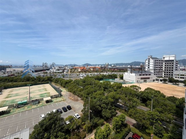 最寄駅まで徒歩約7分♪　小中学校・スーパー・病院等近く生活至便♪