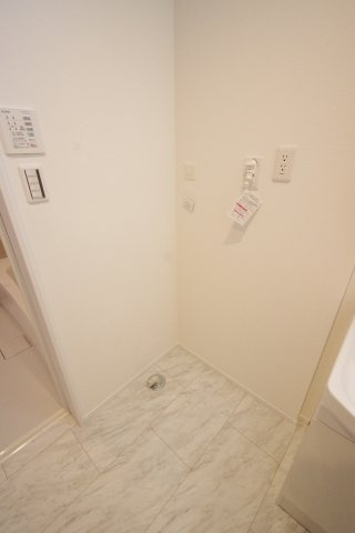 同仕様写真（内観）