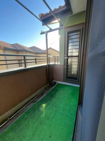 2面バルコニーで通風・採光良好
